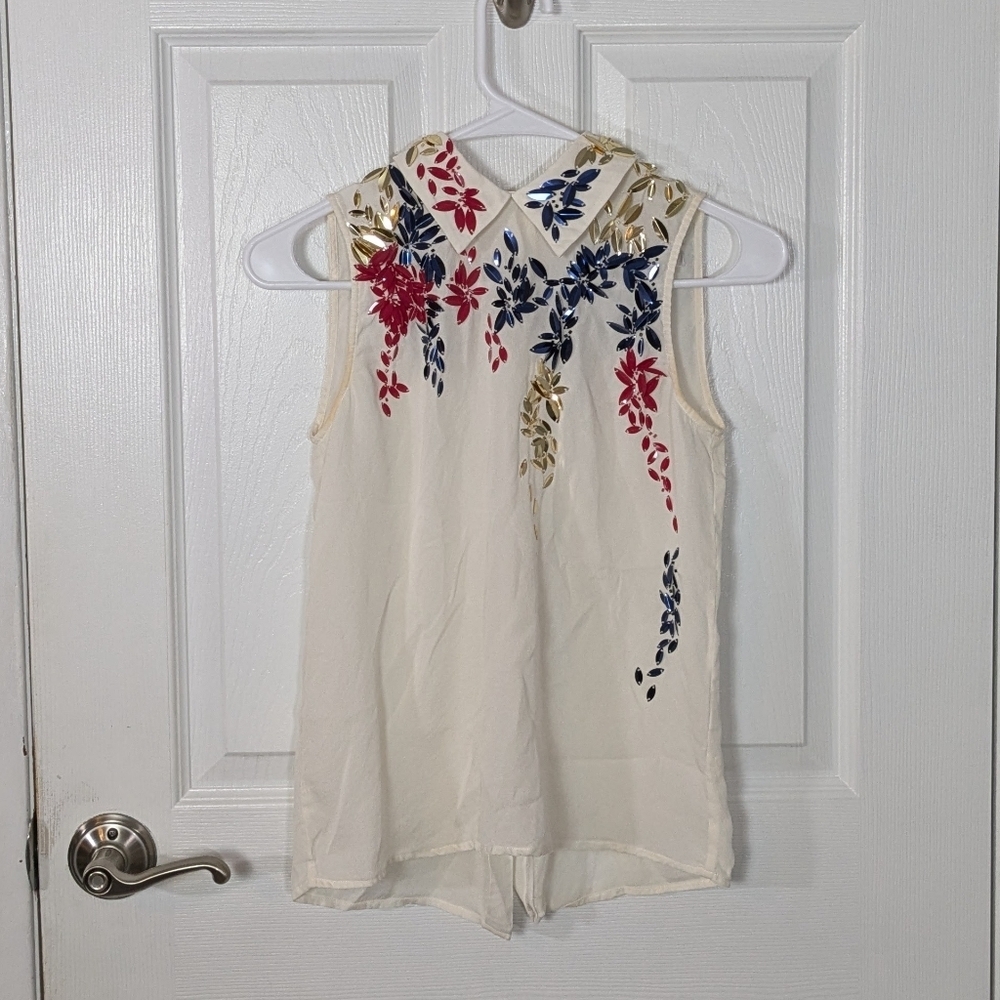 Elle‎ Sasson 100% Silk Bedazzled Collared Button Down Sleeveless Blouse Size 2